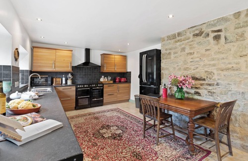 Tan-y-groes Cottage | Glaneirw Coach House has been carefully restored to its former glory.
