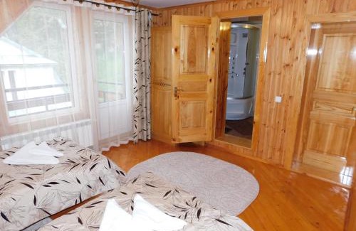Yaremche Bed & Breakfast | Glanz Cottage
