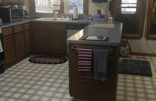 Land O Lakes Cabin | Glaser's Lake Cottage- Private Home on Lac Vieux Desert