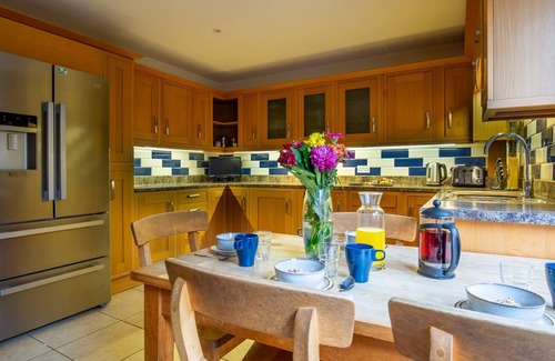 Great Wolford Cottage | Glasfryn - sleeps 10 guests in 5 bedrooms