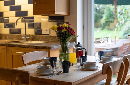 Great Wolford Cottage | Glasfryn - sleeps 10 guests in 5 bedrooms