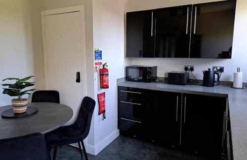 Renfrew Apartment | Glasgow Apartment close to the airport