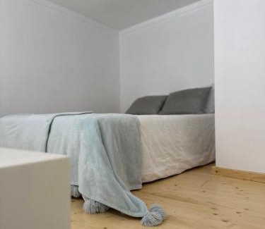 Marinha Grande Bed & Breakfast | Glass Boutique - Rooms & Suites