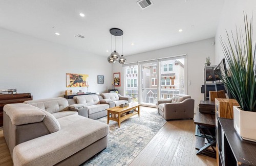 Shady Acres House | Glass Castle