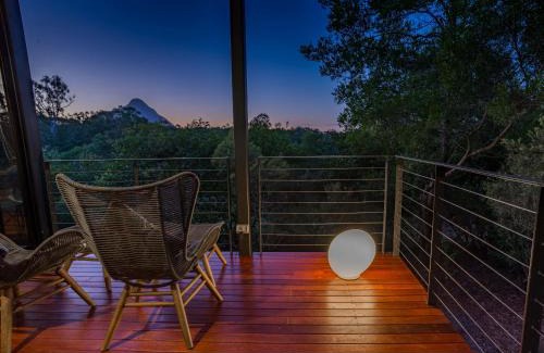 Glass House Mountains House | Glass On Glasshouse