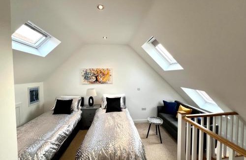 Glastonbury Apartment | Glastonbury Sacred Vault, Split-Level, 1 Bedroom