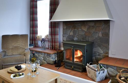 Marybank House | Glebe Cottage