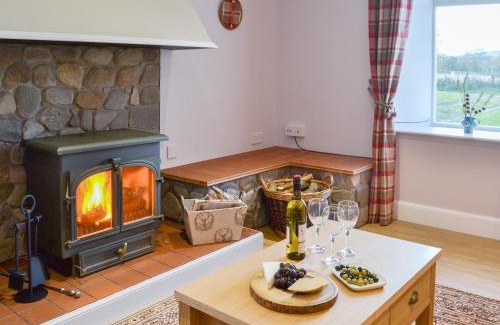 Marybank House | Glebe Cottage