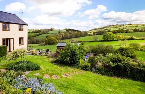 Coed-Y-Paen House | Glebe Farm Cottage