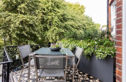 South Kensington Apartment | Gledhow Gardens VIII by onefinestay