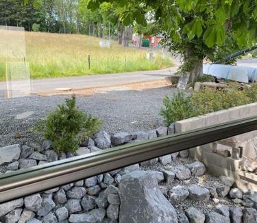 Schmidtheim House | Gleis 2, Waggon mit Ofen, optional mit Whirlpool und Sauna