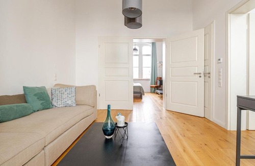 Verbandsgemeinde Pellenz Villa | Gleis 22 - Wellness und Retreats im Alten Bahnhof von Kruft
