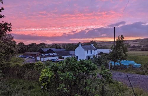 Cumnock House | Glen Bay - 2 Bed Lodge on Friendly Farm Stay with Private Hot Tub