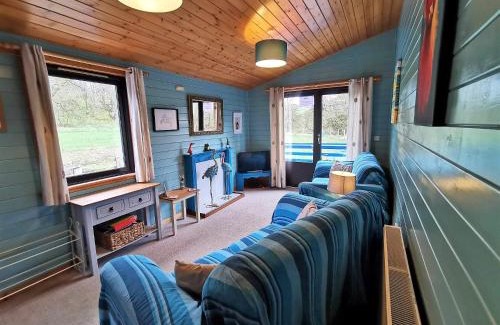Cumnock House | Glen Bay - 2 Bed Lodge on Friendly Farm Stay with Private Hot Tub