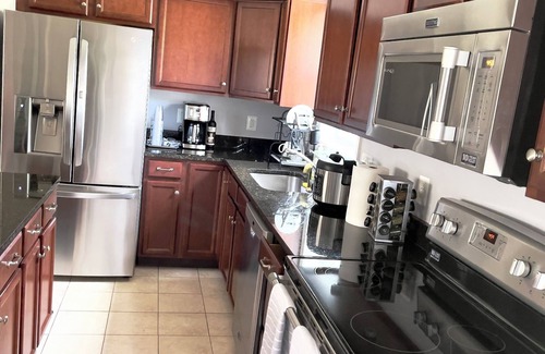 Marley House | Glen Burnie Haven: Your Tranquil Home Away from Home