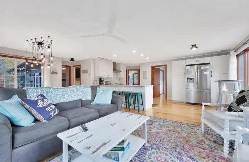 Empire House | Glen Lake Narrows