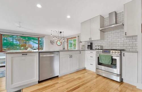 Empire House | Glen Lake Narrows