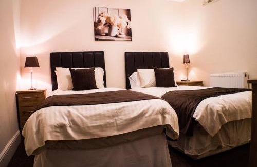 Douglas House | Glen Mona