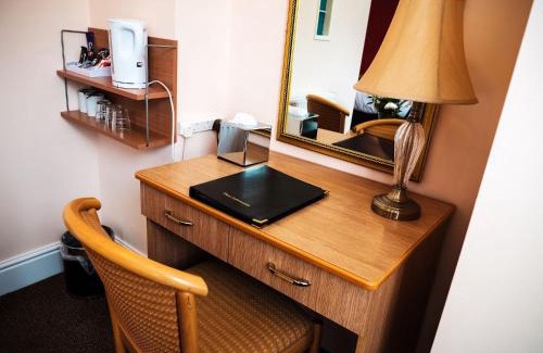 Douglas House | Glen Mona