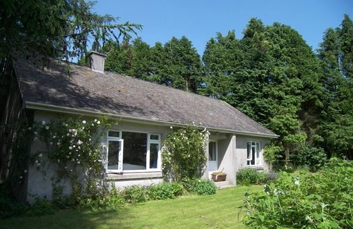 Kirkcudbright Cottage | Glenauld Cottage - a cottage that sleeps 6 guests in 3 bedrooms