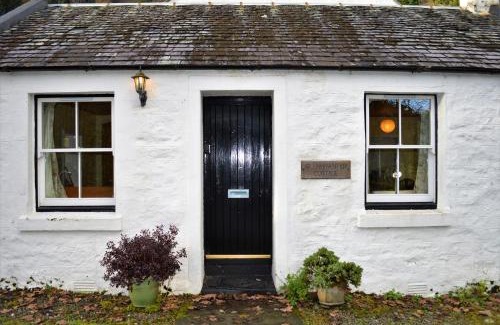 Cairndow House | Glenbranter Cottage