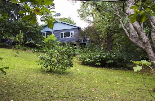 Warburton House | Glenbrook Cottage in Warburton
