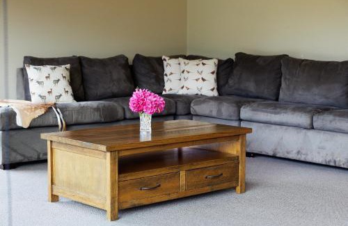 Oaro Ski Chalet | Glencree Luxury Chalets