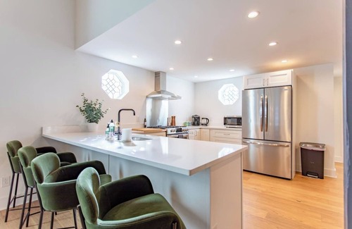 Scott Township House | Glendale Chapel: Historic Church Retreat