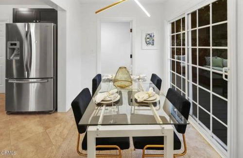 Crescenta Highlands House | Glendale Hills Hideaway