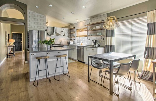 Arrowhead Lakes House | Glendale Lakefront Home w/ Patio & Gas Grill!