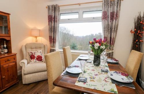 Saddell House | Glenfinglas Dam Cottage