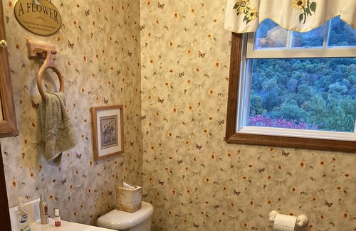 Harper House | Glennview: experience mountaintop views of the South Branch Potomac River Valley