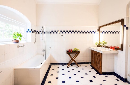 Dodangoda Hotel | Glenross Living