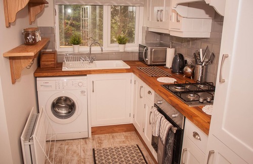 Crawfordsburn Cottage | Glenside Crawfordsburn- 4 Star Luxury House
