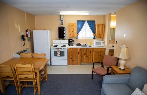 Algoma District Cottage | Glenview Cottages