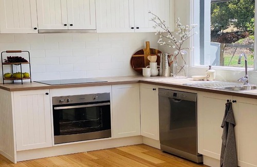 Yarra Glen House | Glenview Park Cottage and Farm Stay, Yarra Glen