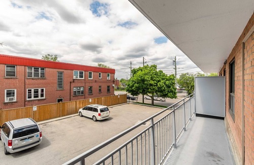 Rosedale Apartment | Glenview West Apartment with Patio - Near Downtown