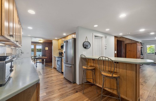 Laconia House | Glistening Waters On Lake Winnisquam