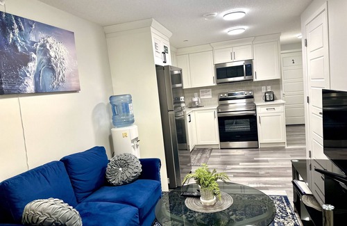 Calgary House | Global Family Canada