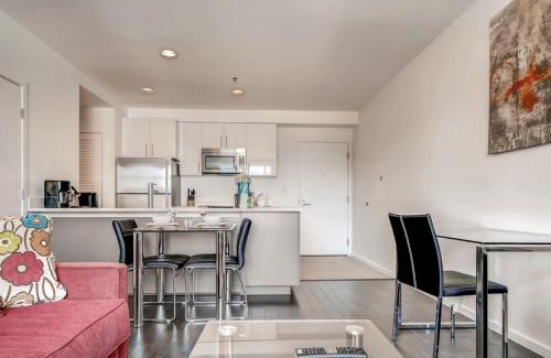 East Cambridge Apartment | Global Luxury Suites at Kendall East