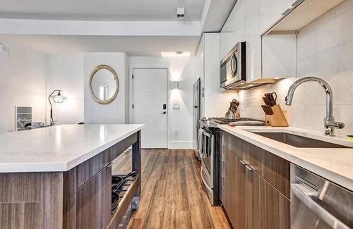 Buckhead Village Apartment | Global Luxury Suites Buckhead Atlanta