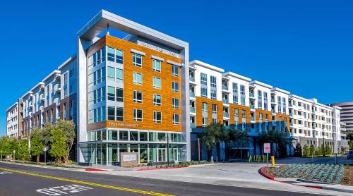 Irvine Business Complex Apartment | Global Luxury Suites Irvine