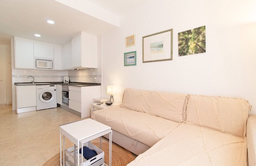 Sagunto Apartment | Global Properties: Practical flat in Puerto de Sagunto close to the beach