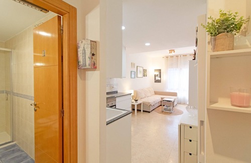 Sagunto Apartment | Global Properties: Practical flat in Puerto de Sagunto close to the beach
