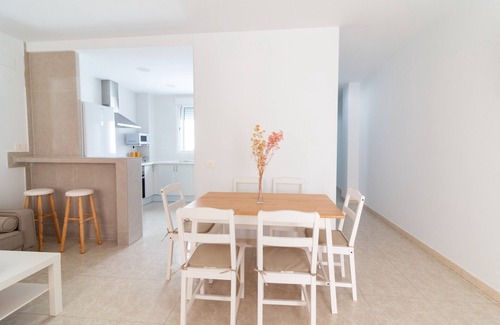 El Grau de Moncofa Ski Chalet | Global Properties: 3-Bedroom Home with Terrace in Moncofar