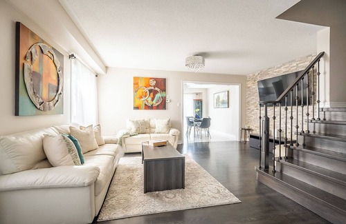York Regional Municipality House | GLOBALSTAY. Modern 3 Bedroom House in Newmarket