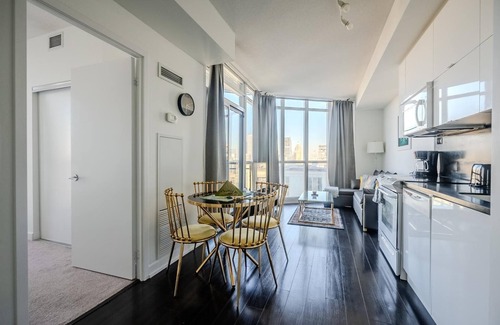 CityPlace Condo | GLOBALSTAY. Amazing Downtown 1 Bedroom. View 48 Floor CN Tower