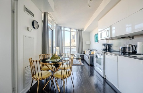 CityPlace Condo | GLOBALSTAY. Amazing Downtown 1 Bedroom. View 48 Floor CN Tower