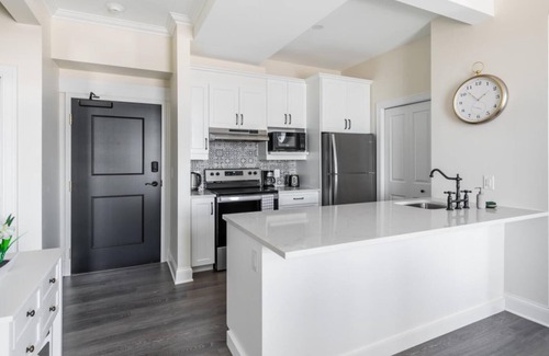 Smiths Falls Apartment | GLOBALSTAY . Rideau 2Br Signature Apartment Free Parking