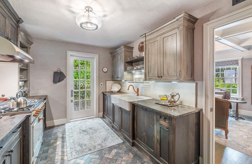 Mount Pleasant East House | GLOBALSTAY. Charming 3 Bedroom House in North York